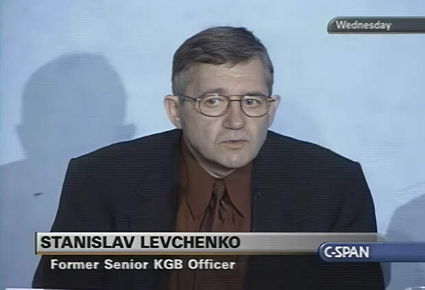 Перебежчик Станислав Левченко