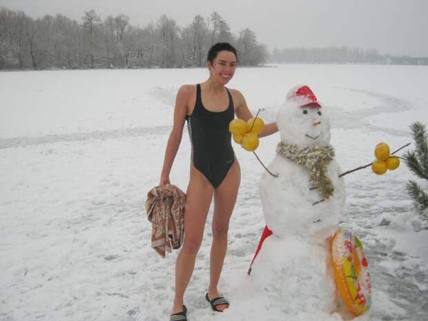 Пришла зима и в России начинается купальный сезон купание, пляж, сезон