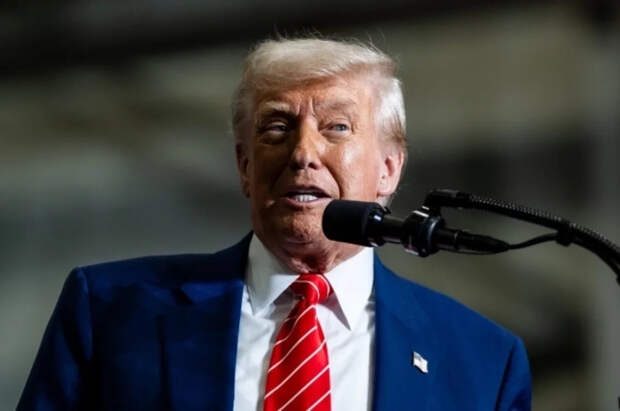 Трамп обвинил журналистку CNN во лжи из-за отсутствия улыбок