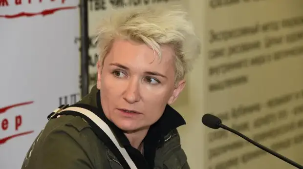 "Не первая, кто до этого допер": Арбенина высказалась об отъезде из России