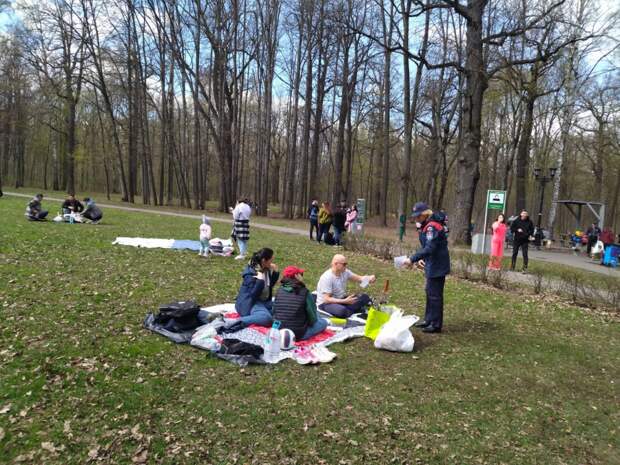 Школьники посетили пожарно-спасательный отряд