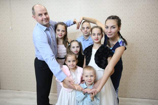 Большая семья из Бабушкинского получила городскую награду