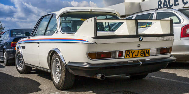 9. BMW 3.0 CSL, 1972 года.
