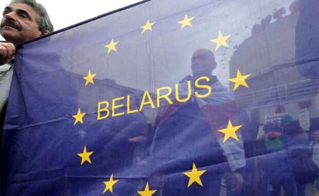 Запад требует: Лукашенко должен отчитаться, о чем говорит с Путиным