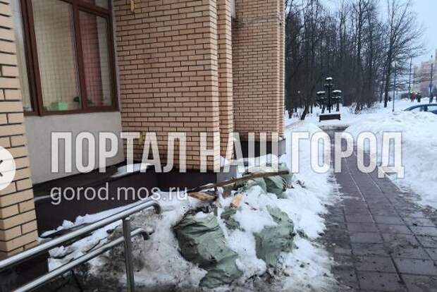 Гора мусора с улицы Соловьиная Роща убрана – Жилищник