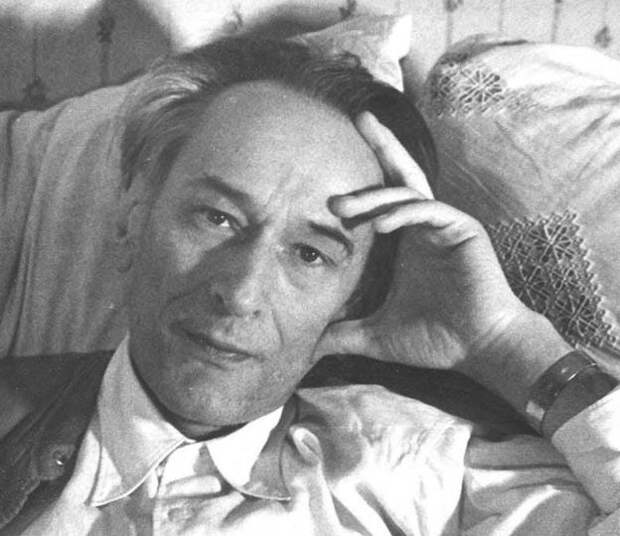 Книга: &quot;Роза Мира&quot; - Даниил Андреев. Купить книгу, читать рецензии | ISBN  978-5-699-19442-1 | Лабиринт