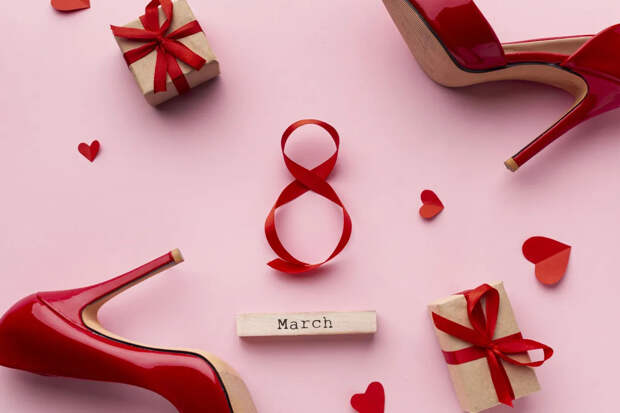 В Санкт-Петербурге на мартовские праздники изменится режим работы общественного транспорта. Подробности