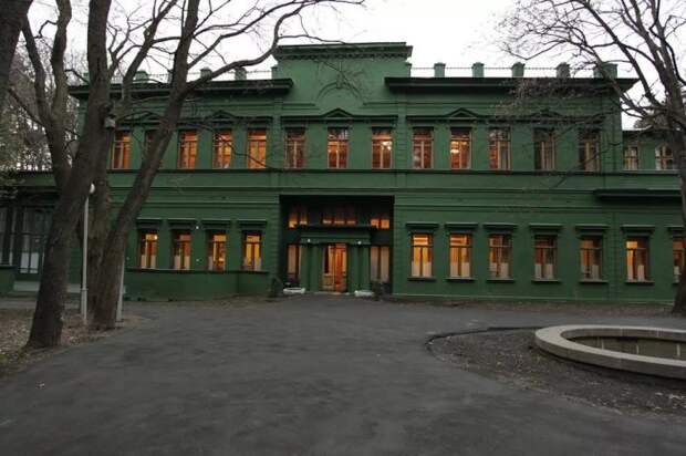 Ближняя дача — одна из самых известных резиденций Иосифа Сталина. | Фото: diletant.media.