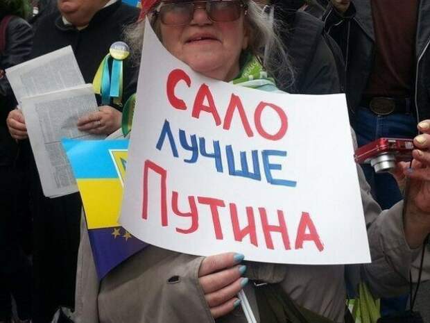CmQ_GTLUIAEi9PT.jpg