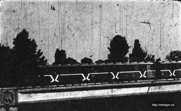 НЛО на кадрах киносъёмки метрополитена в Ташкенте в 1991 году