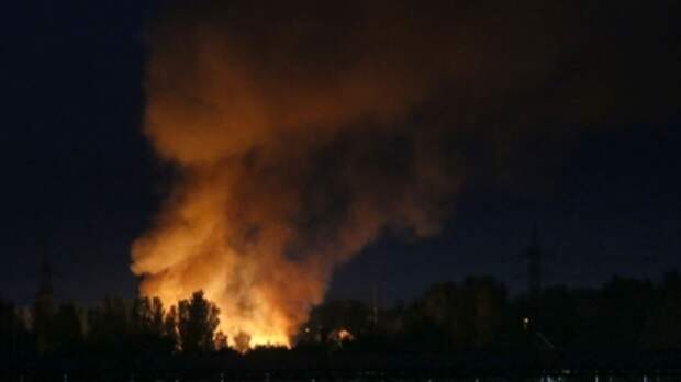 Пьяные "воины света" в ходе празднования "дня ВСУ" сожгли дома в Красногоровке