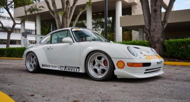 На аукционе продадут редкую гоночную версию Porsche 911