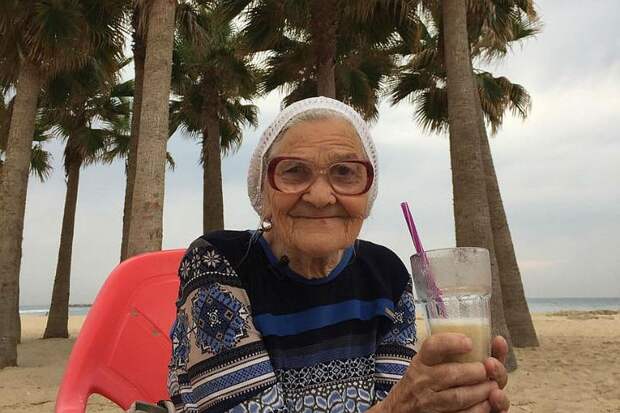 Картинки по запросу Бабушка-путешественница из Красноярска отметит 90-летие в Доминикане