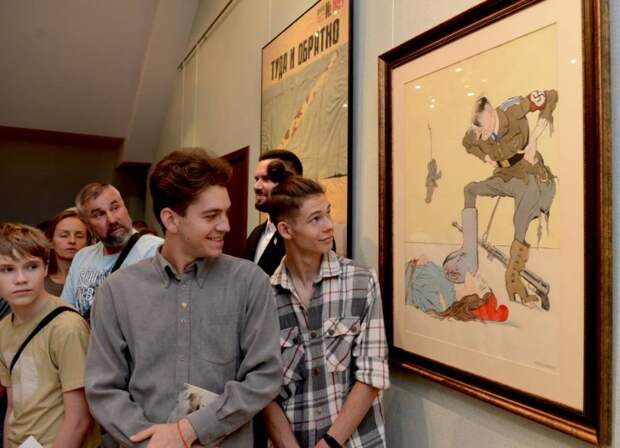 В Белгороде открылась выставка произведений Кукрыниксов