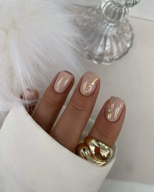 10 идей лучшего свадебного маникюра 2025 года