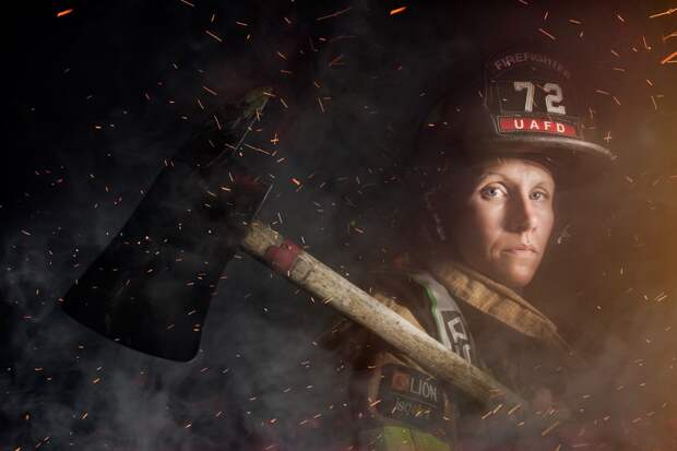 Минди Гэбриэл, пожарный женщины, работа