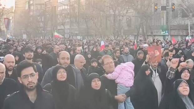 Протесты начались в Иране после смерти Хаменеи