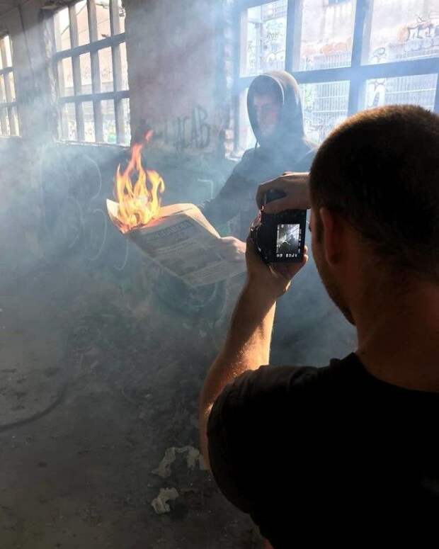 Фотограф использует неожиданные предметы для создания волшебных фото Фотограф использует неожиданные предметы для создания волшебных фото