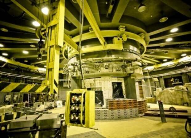 реактора на «быстрых» нейтронах БРЕСТ-300