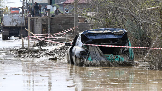 Под угрозой — Волга, Дон и Ока: какие регионы России могут пострадать от паводка вслед за Кавказом