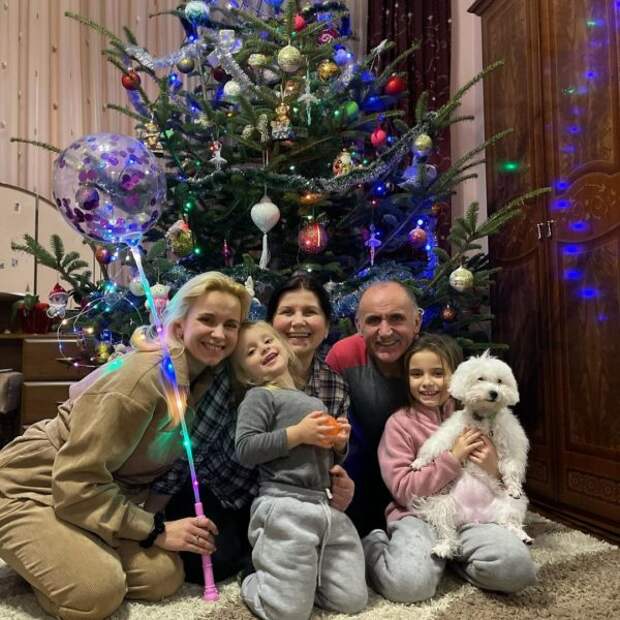 Лилия Ребрик показала своих родителей