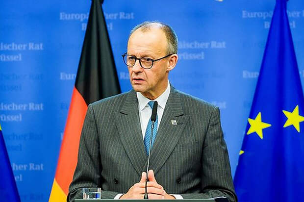 La Repubblica: В ЕС может произойти раскол из-за конфликта Мерца и Макрона