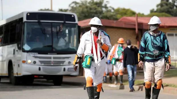 В ЮАР объявили о смягчении карантинных мер