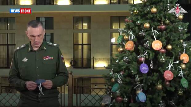 Замминистра обороны Алексей Криворучко исполнил желание семилетней участницы «Елки желаний»