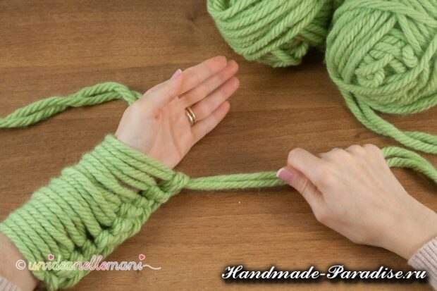 Вязание руками объемного шарфа: мастер-класс 3