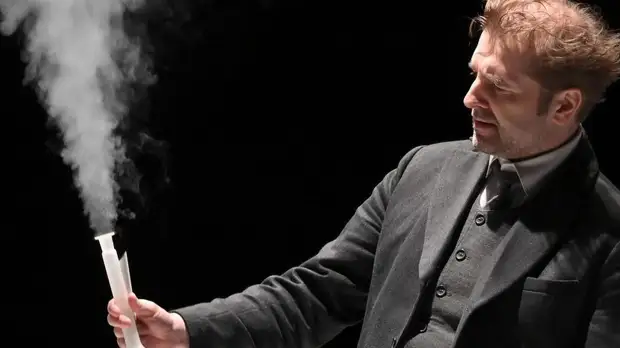 Александринский театр представил спектакль «Дети солнца»