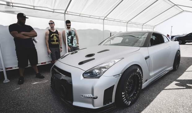 NISSAN GT-R R35 МОЩНОСТЬЮ 2400 Л.С GTR, nissan, r35, авто, драгстер, тюнинг