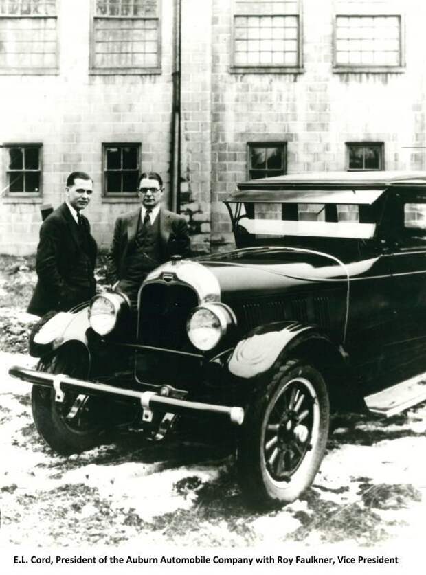 Несмотря на всю свою известность и сказочное богатство, Эрретт Лобан Корд (на фото слева) был человеком довольно скромным и непубличным Cord, Duesenberg, авто, автоистория, автомобили, олдтаймер, ретро авто, роскошь