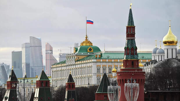 В Москве журналисты собрались у пресс-центра для освещения парада Победы