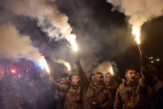 Идеология Украины на сегодняшний день полностью трансформировалась в украинский нацизм