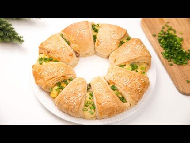 Быстрый пирог из слоеного теста