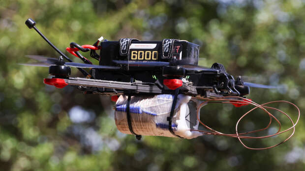 Ударом дронов сорвали ротацию боевиков. Лучшее видео из зоны СВО