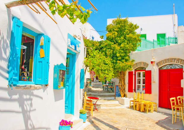 Amorgos Island, Greece Amorgos Island, Greece архитектура, пейзаж, разноцветные города, юмор