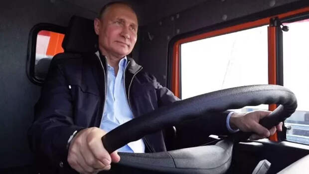 Чтобы власть не делала, им всё не так, всё не эдак, почему так?