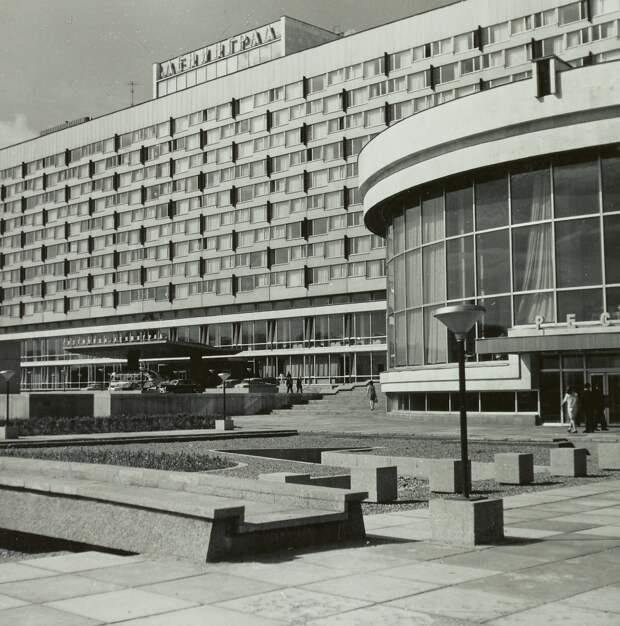 1971. Гостиница Ленинград