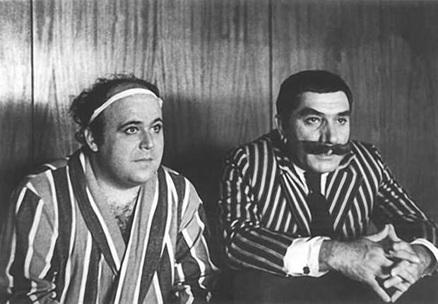 Актёр Александр Калягин: вначале выбрал медицину. Один воспитал дочь и почему не любил свою самую популярную роль