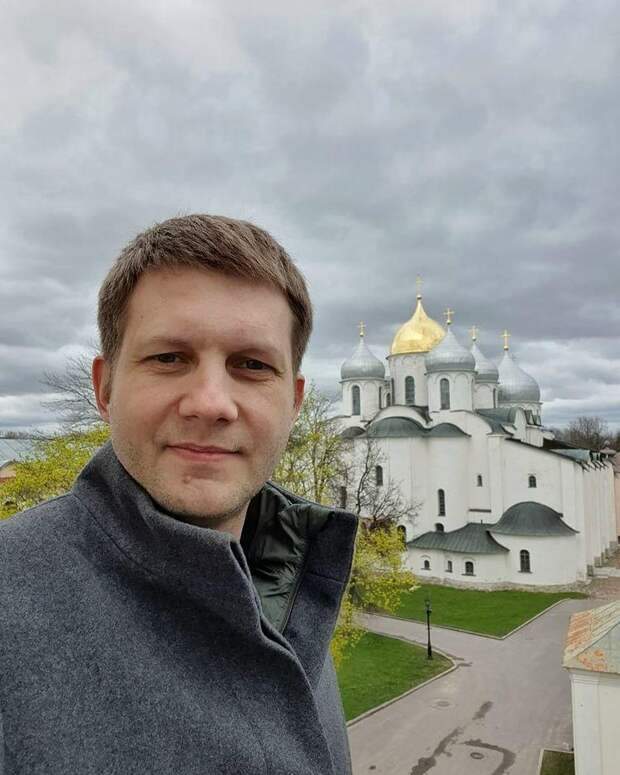 Это мы с Наташей! Борис Корчевников заинтриговал снимком с незнакомкой