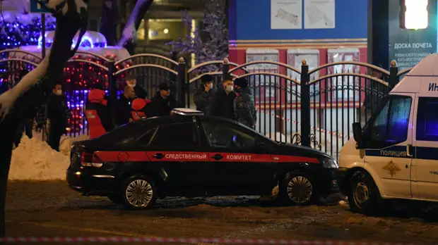 СК показал видео с места стрельбы в МФЦ в Москве