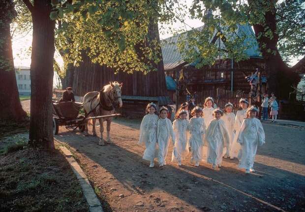 poland-by-bruno-barbey-15 (1).jpg