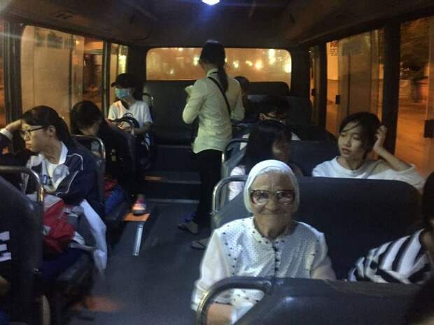9-летняя российская пенсионерка одна путешествует по Вьетнаму