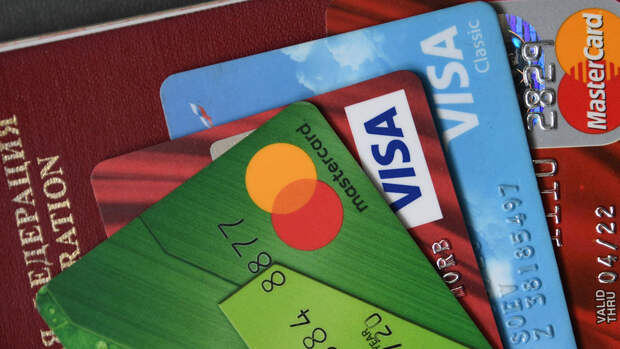 Роскачество: банковскую карту лучше перевыпустить при подозрении на ее порчу