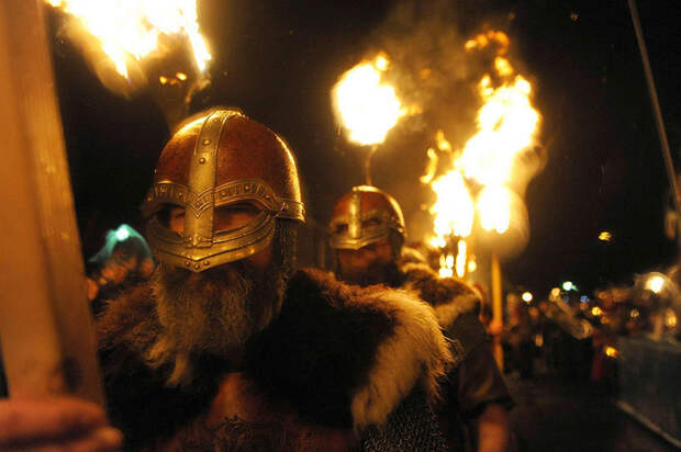Самые эпические фотографии с фестиваля викингов в Шотландии! 