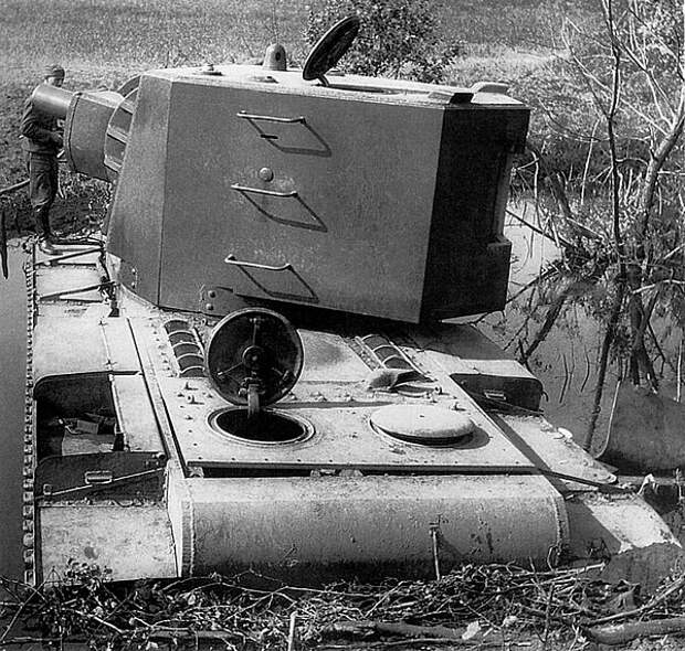 Забытый танк убийца "КВ-2" Монстр весом 52 тонны