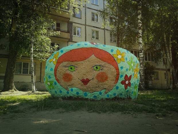Русская Барби: матрёшки во дворах и в общественных пространствах город, матрёшка, улица, эстетика