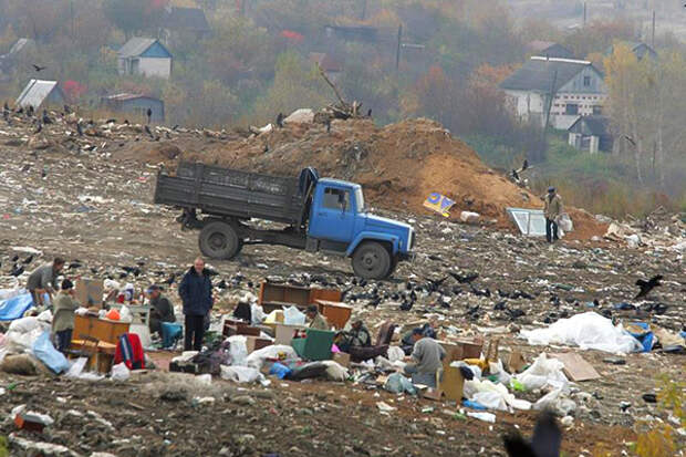Хоп, мусорок: бытовые отходы из Львова продолжают «ароматные» гастроли по Украине