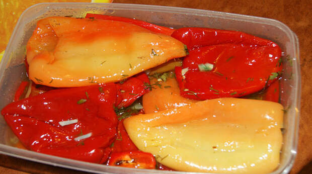 Вечером мариную, а утром уже кушаем. Потрясающий маринованный перец!